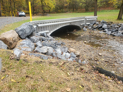 Narrow Lane crossing replacement structure, outlet view